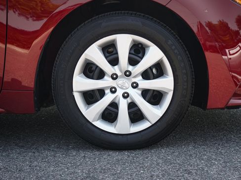 Used 2024 Toyota Corolla LE FWD image 13