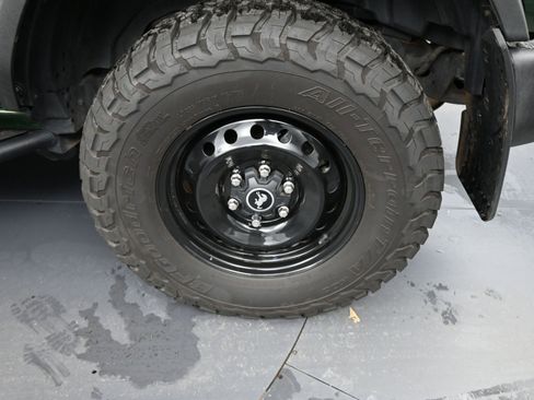 Used 2023 Ford Bronco Big Bend image 19