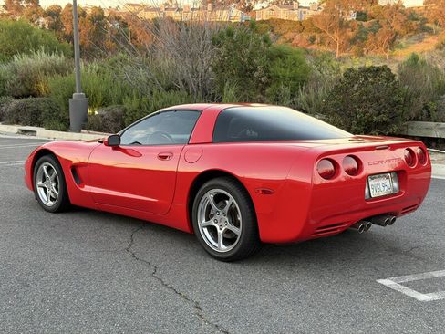 Used 2004 Chevrolet Corvette w/ Preferred Equipment Group image 32