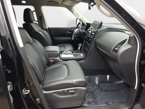 Used 2024 Nissan Armada SV AWD/4WD image 37