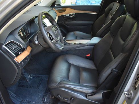 Used 2022 Volvo XC90 T6 Momentum w/ Advanced Package AWD/4WD image 30