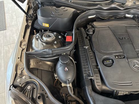 Used 2013 Mercedes-Benz E 350 4MATIC Sedan w/ Premium 1 Pkg image 53