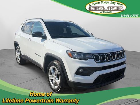 Used 2023 Jeep Compass Latitude AWD/4WD image 1