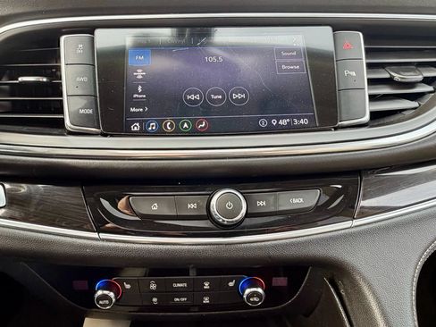 Used 2020 Buick Enclave Essence w/ Sport Touring Edition AWD/4WD image 12