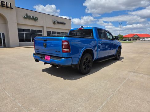 Used 2022 RAM 1500 Laramie w/ Sport Appearance Package AWD/4WD image 8