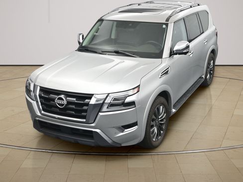 Certified 2024 Nissan Armada Platinum w/ Captain's Chairs Package RWD image 34