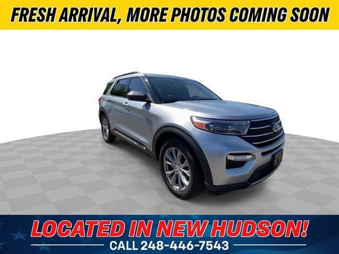 Used 2022 Ford Explorer XLT w/ Equipment Group 202A RWD image 4