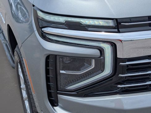 New 2026 Chevrolet Suburban LT w/ Comfort Package RWD image 4