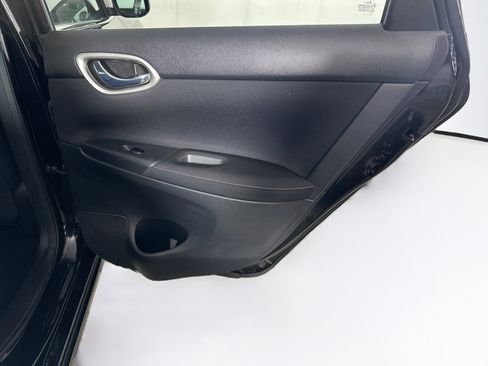 Used 2014 Nissan Sentra SV FWD image 26