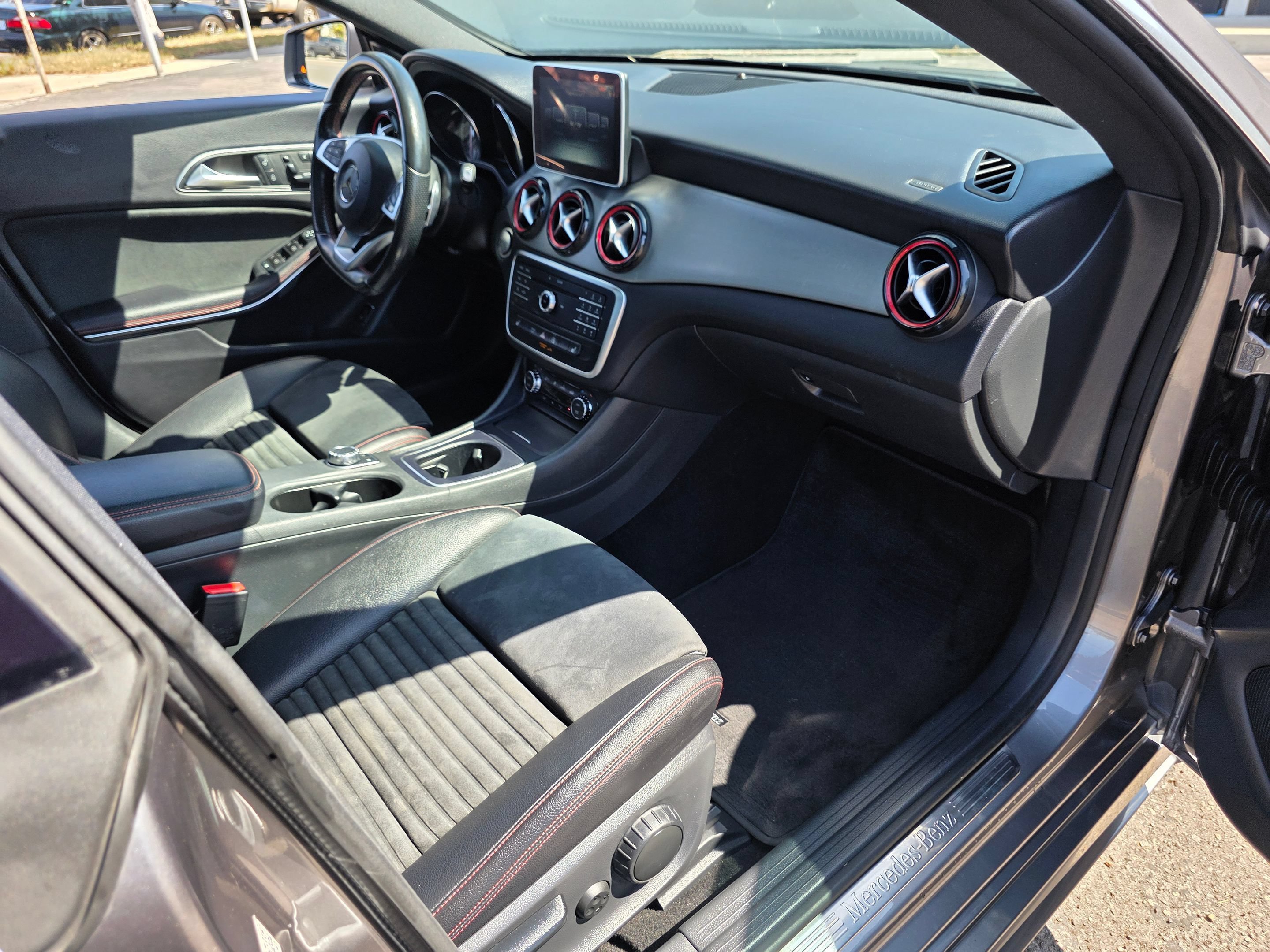 Used 2016 Mercedes-Benz CLA 250 w/ Sport Package Plus image 9