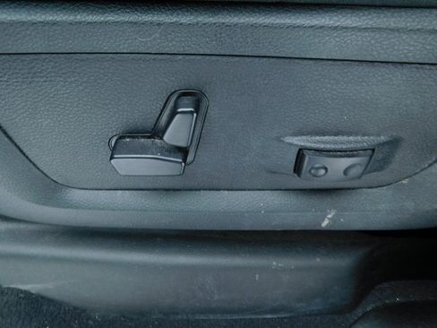 Used 2024 RAM 2500 Big Horn image 27