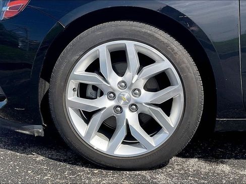 Used 2018 Chevrolet Impala Premier image 14