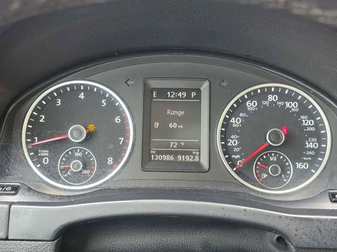 Used 2016 Volkswagen Tiguan SE image 21