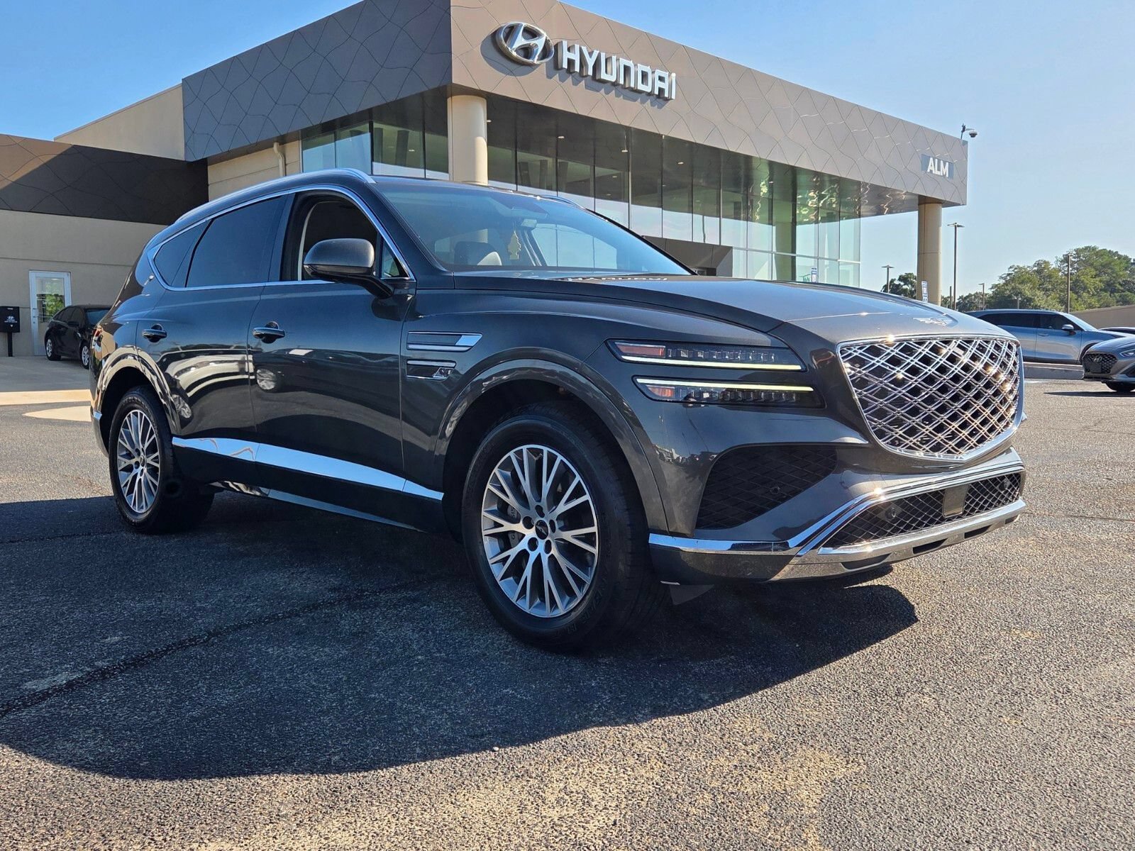 Used 2025 Genesis GV80 2.5T Standard AWD/4WD image 1