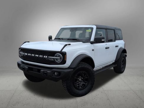 Used 2023 Ford Bronco Wildtrak AWD/4WD image 1