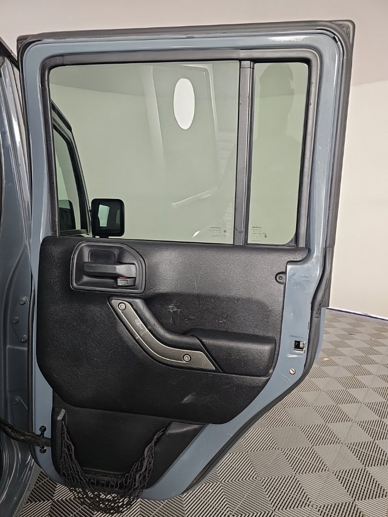 Used 2015 Jeep Wrangler Unlimited Sport w/ Quick Order Package 24S AWD/4WD image 18