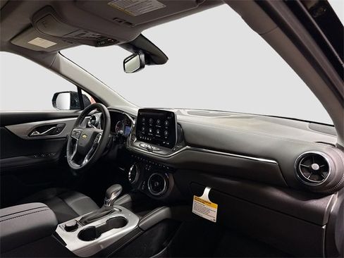 New 2026 Chevrolet Blazer LT w/ Midnight/Sport Edition image 33