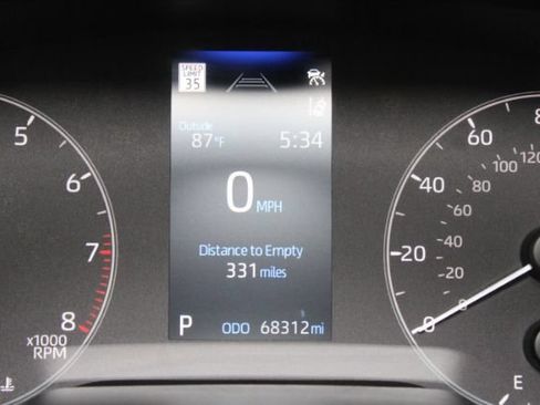 Used 2023 Toyota Corolla Cross L FWD image 17