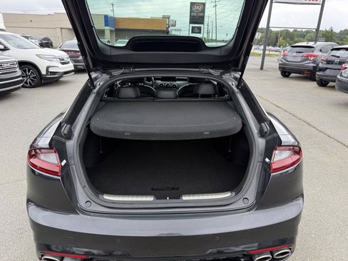 Used 2019 Kia Stinger GT1 RWD image 10