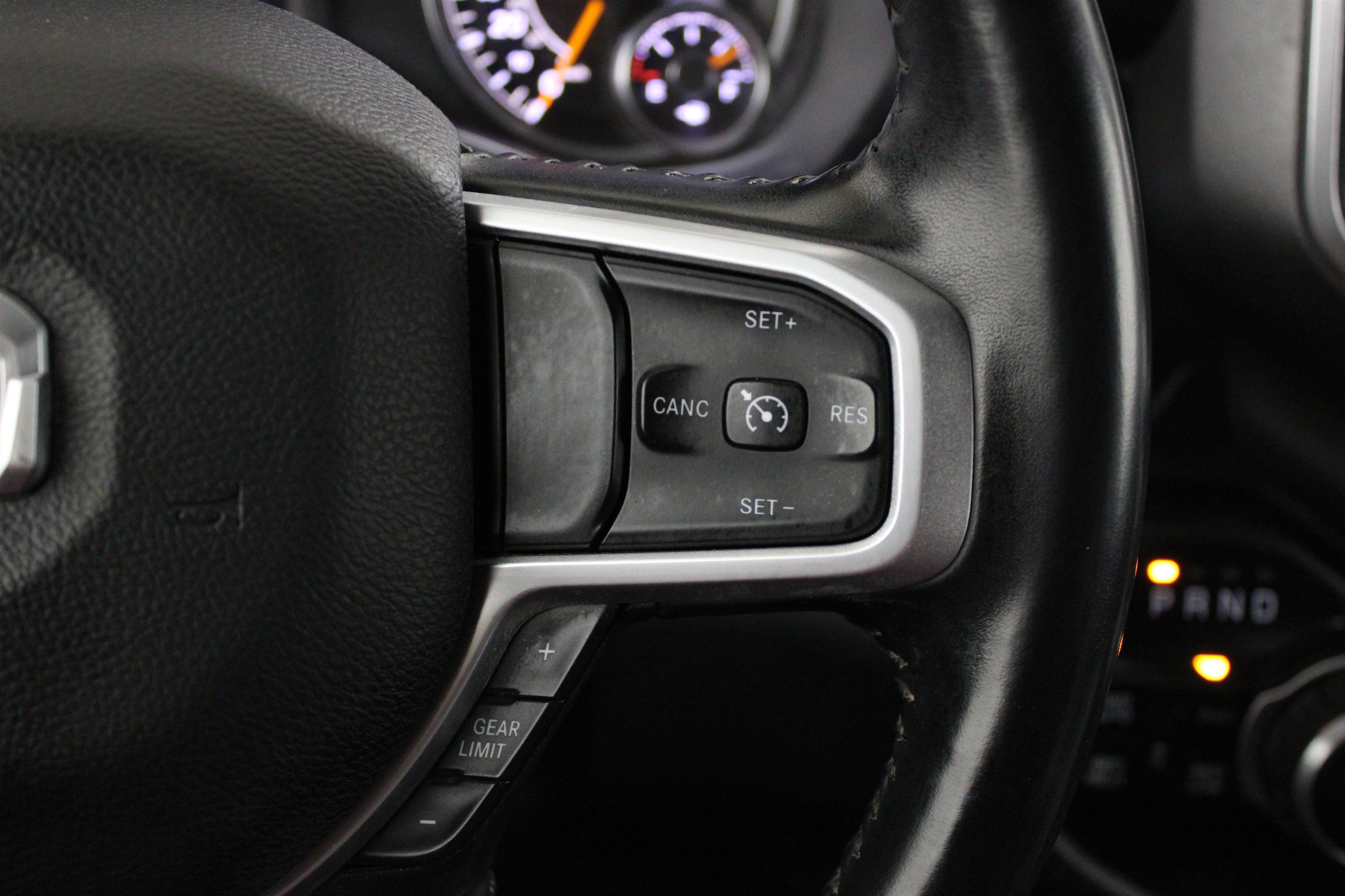 Used 2022 RAM 1500 Big Horn AWD/4WD image 9