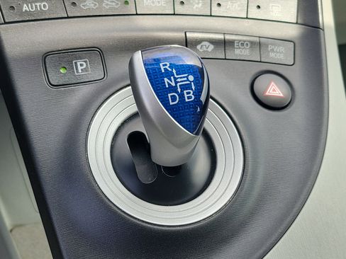 Used 2011 Toyota Prius Three w/ Navigation Pkg FWD image 30