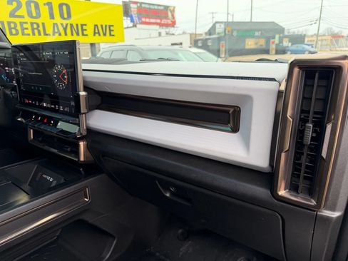 Used 2024 GMC Hummer EV 2X AWD/4WD image 16