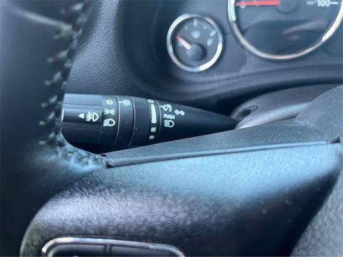 Used 2018 Jeep Wrangler Sport image 17