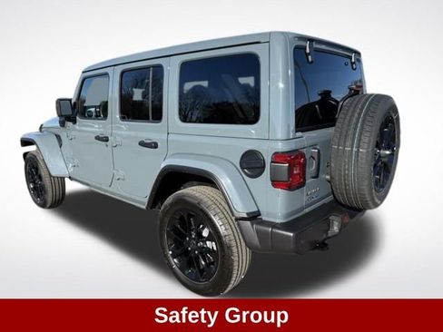 Used 2025 Jeep Wrangler Unlimited Sahara w/ Safety Group image 3