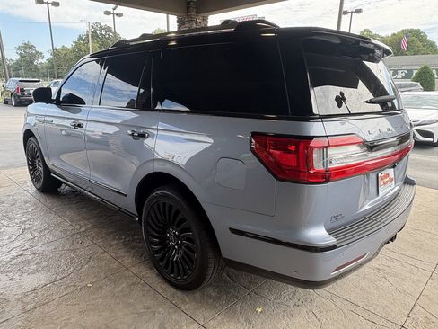 Used 2019 Lincoln Navigator Black Label w/ Cargo Package AWD/4WD image 8