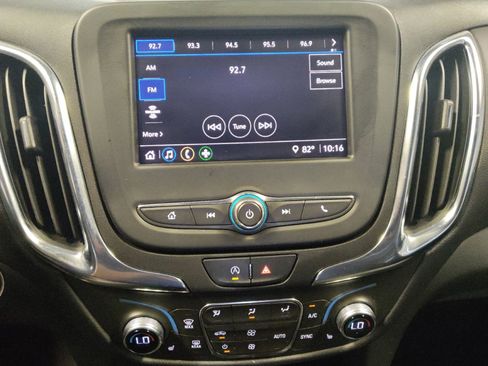 Used 2022 Chevrolet Equinox LT AWD/4WD image 25
