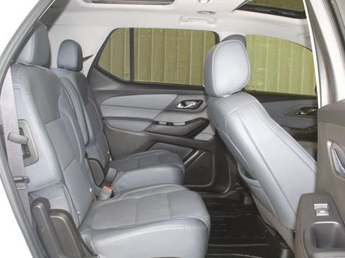 Used 2021 Chevrolet Traverse Premier w/ LPO, Floor Liner Package AWD/4WD image 23