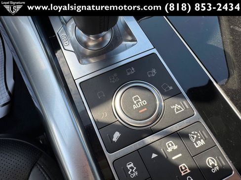 Used 2017 Land Rover Range Rover Sport AWD/4WD image 28
