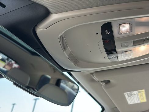Certified 2025 Volvo XC60 B5 Ultra AWD/4WD image 23