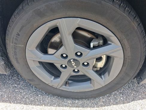 Used 2025 Kia K4 FWD image 13