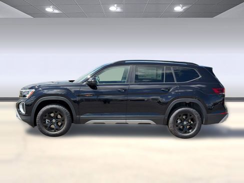 New 2026 Volkswagen Atlas Peak Edition AWD/4WD image 2