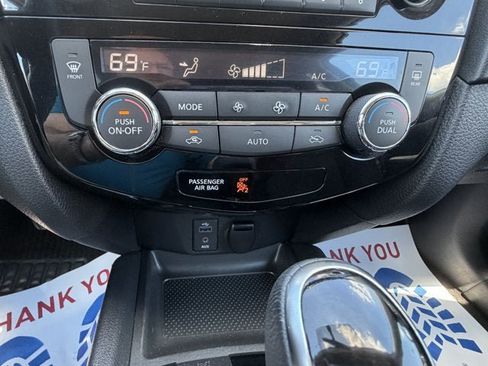 Used 2017 Nissan Rogue SV w/ Midnight Edition AWD/4WD image 23