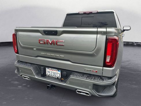 Used 2023 GMC Sierra 1500 AT4 w/ Technology Package image 4