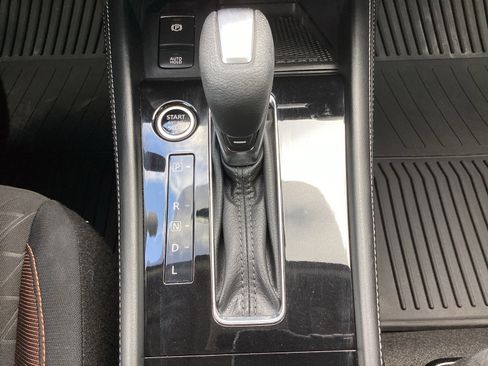 Used 2023 Nissan Kicks SR w/ Interior Electronics Package image 24