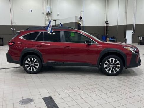 Certified 2025 Subaru Outback Limited image 2