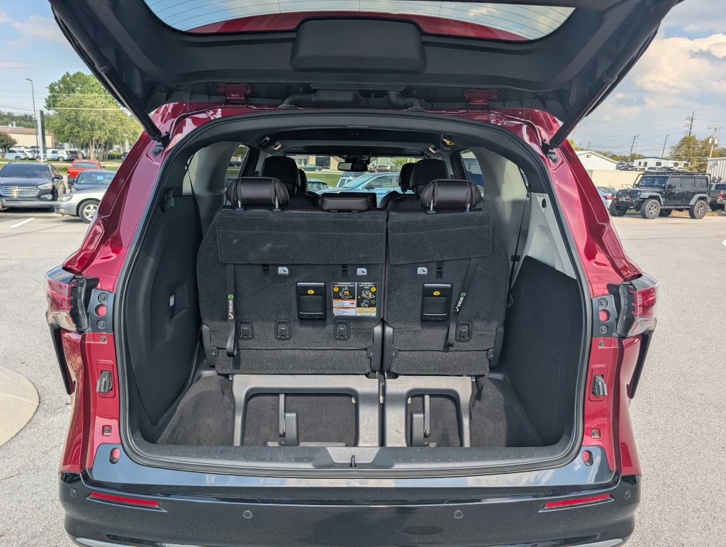 Used 2021 Toyota Sienna Platinum w/ Protection Package (TMS) AWD/4WD image 15