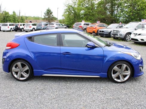 Used 2013 Hyundai Veloster Turbo FWD image 6