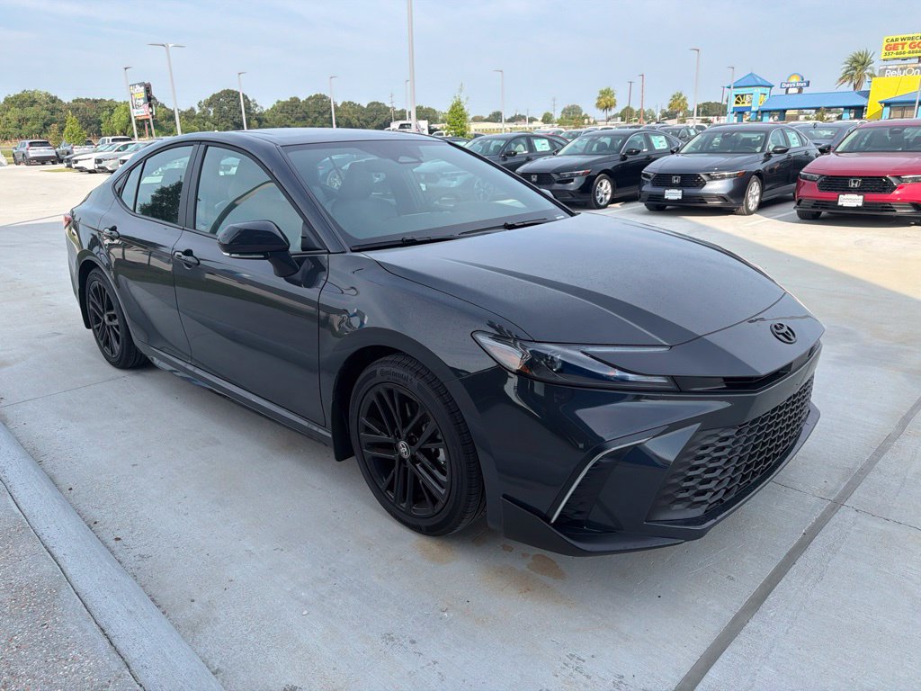 Used 2026 Toyota Camry SE w/ Multimedia Upgrade Package FWD image 3