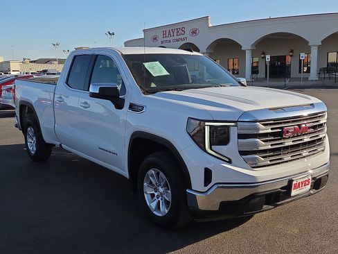 Used 2022 GMC Sierra 1500 SLE image 5