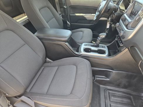 Used 2022 Chevrolet Colorado LT w/ Fleet Safety Package RWD image 15