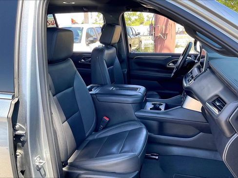 Used 2024 Chevrolet Tahoe LT RWD image 7