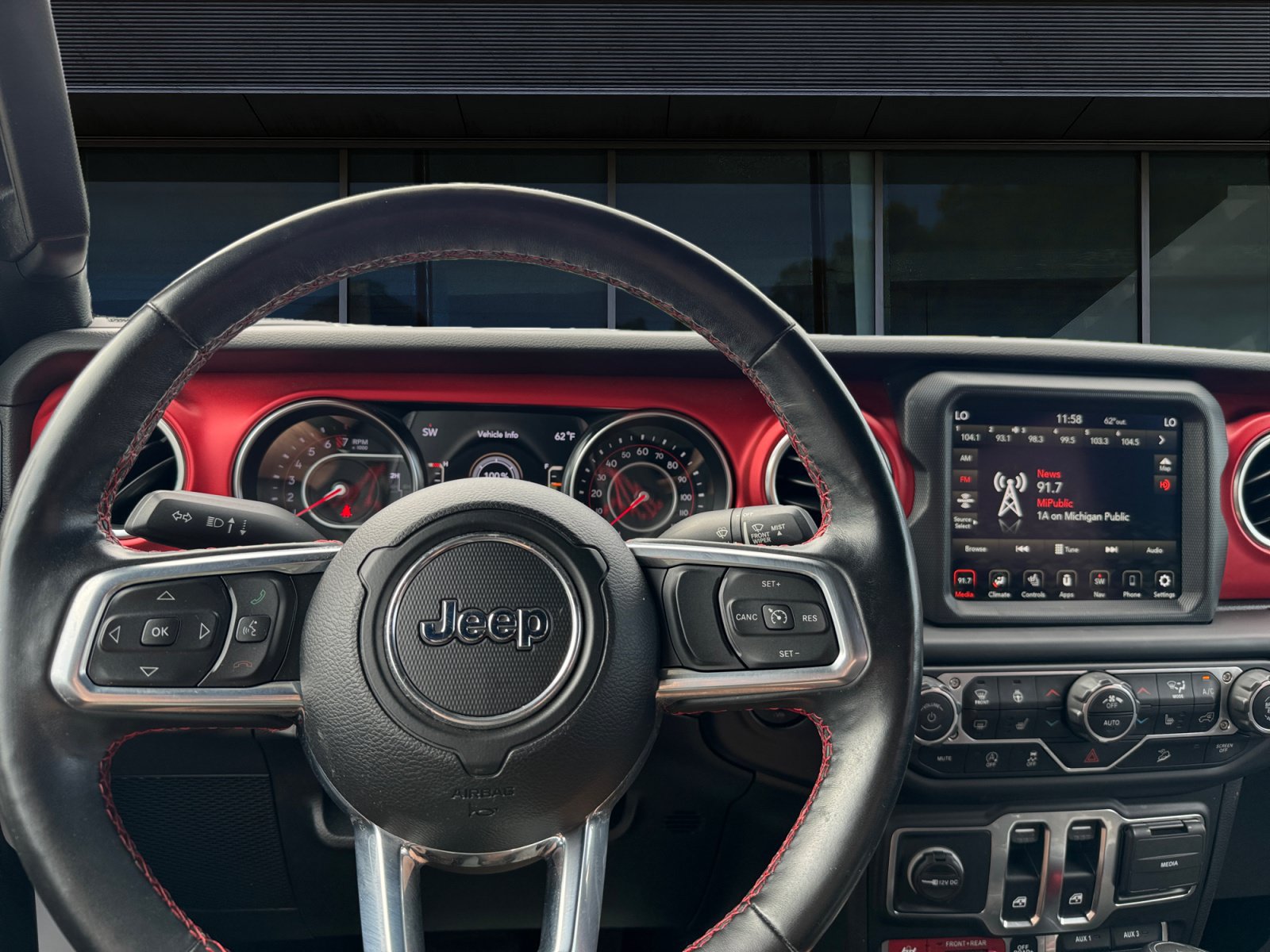 Used 2021 Jeep Wrangler Rubicon AWD/4WD image 3