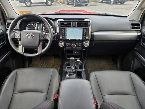 Used 2021 Toyota 4Runner Venture w/ Moonroof Package AWD/4WD image 5