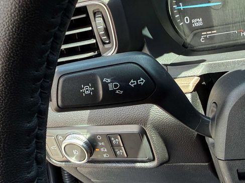 Used 2021 Ford Explorer Limited w/ Equipment Group 301A AWD/4WD image 32