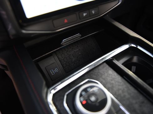 Used 2022 Ford Expedition Limited RWD image 20