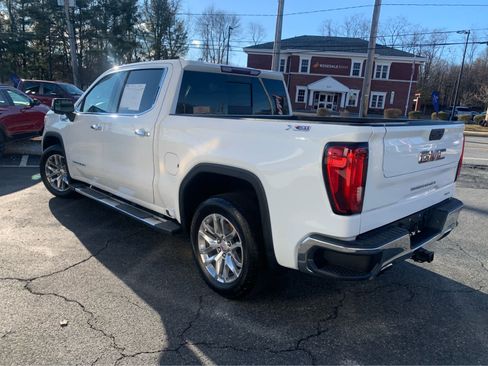 Used 2019 GMC Sierra 1500 SLT w/ SLT Premium Package image 4
